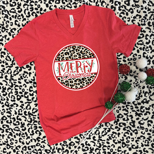 CHRISTMAS 2024: Merry Christmas Leopard & Holly (VNECK)