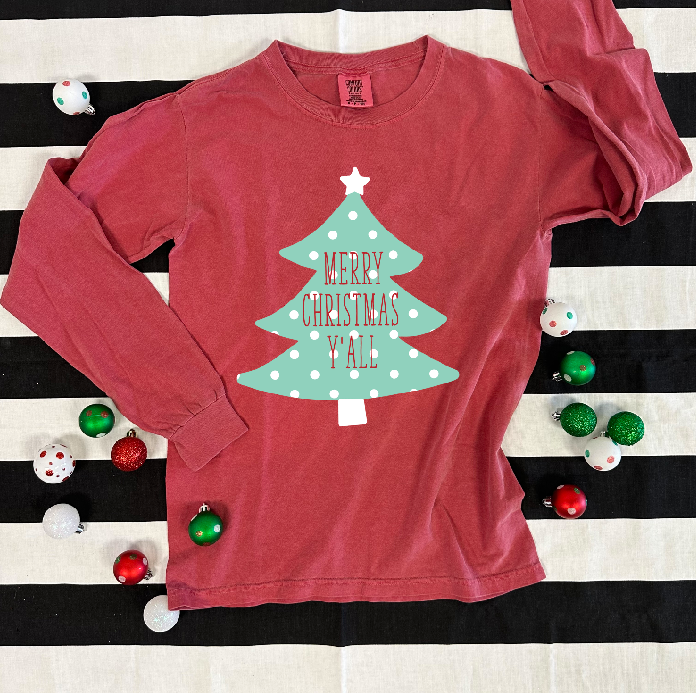 CHRISTMAS 2024: Merry Christmas Y'all (LONGSLEEVE)